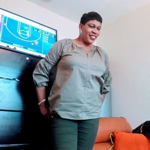 Meet your Posher, Joan